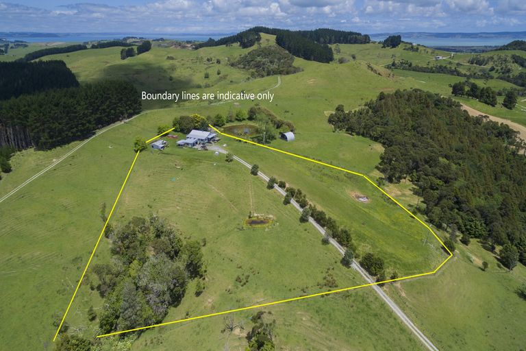 Photo of property in 1093 Run Road, Tapora, Wellsford, 0977