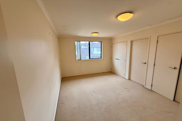 Photo of property in 46 Greenbough Lane, Greenhithe, Auckland, 0632
