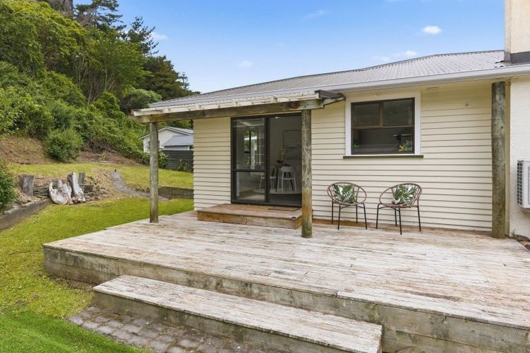 Photo of property in 52 Ruahine Street, Paraparaumu, 5032