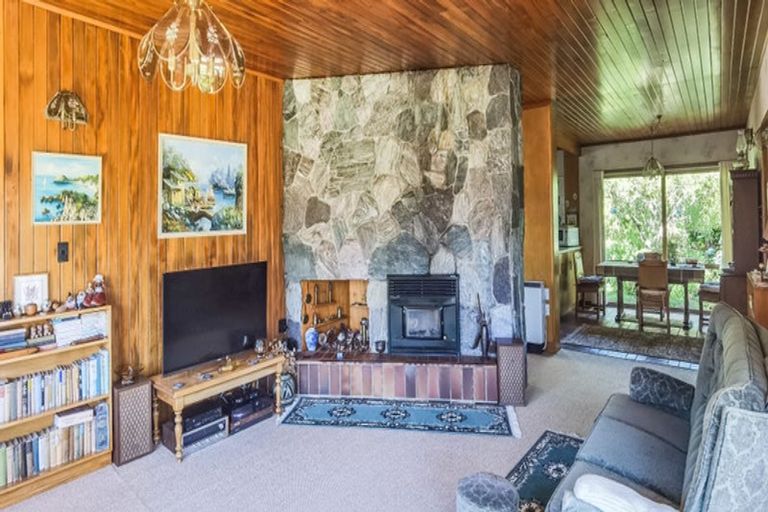 Photo of property in 16 Mission Road, Kerikeri, 0230