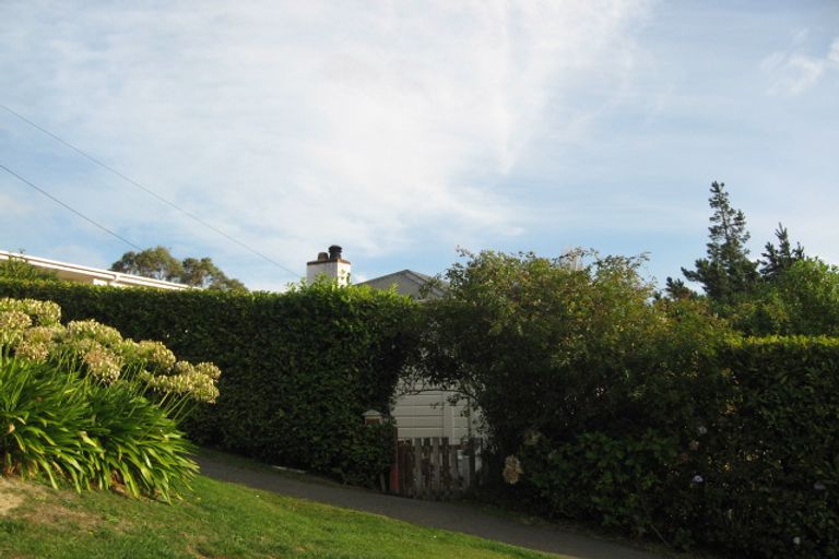 Photo of property in 12 Moerangi Street, Broad Bay, Dunedin, 9014