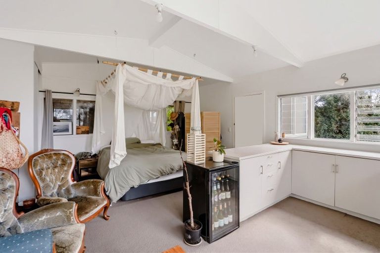 Photo of property in 5 Florence Place, Hahei, Whitianga, 3591