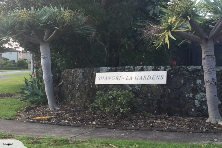 Photo of property in 37 Serene Place, Gulf Harbour, Whangaparaoa, 0930