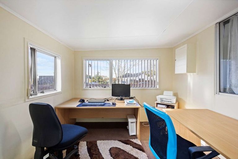 Photo of property in 63 Alabaster Drive, Papatoetoe, Auckland, 2025