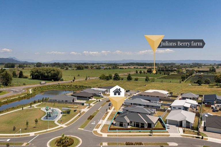 Photo of property in 2 Kotare Drive, Coastlands, Whakatane, 3120