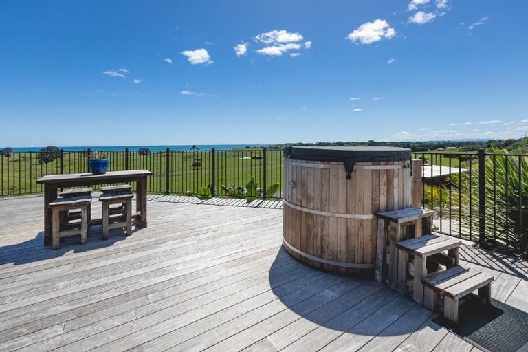 Photo of property in 574 Mokau Road, Mimi, Urenui, 4377