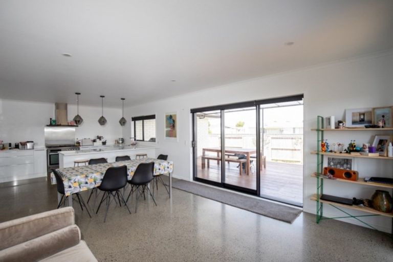 Photo of property in 21 Costello Drive, Ngatea, 3503