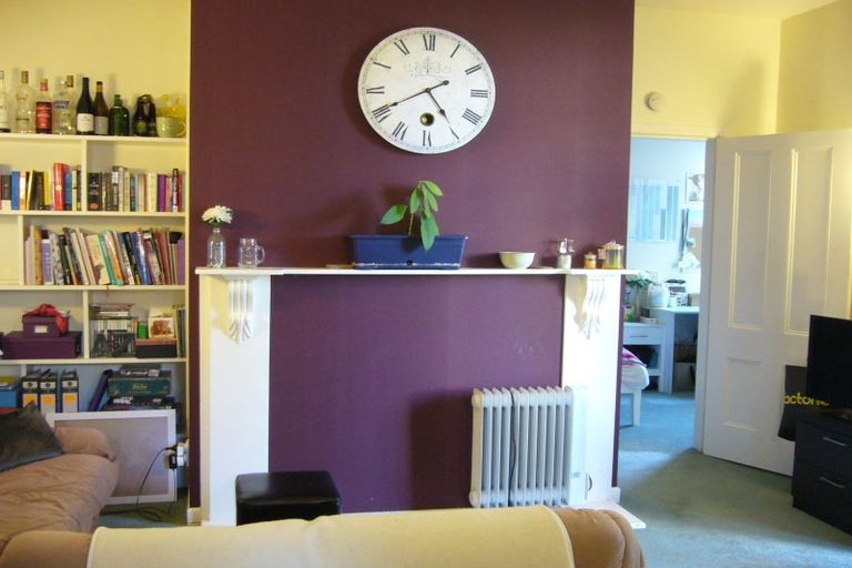 Photo of property in 2/25 Clifton Terrace, Kelburn, Wellington, 6012