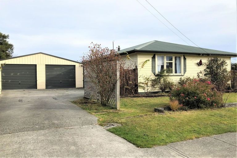Photo of property in 22 High Street, Balclutha, 9230