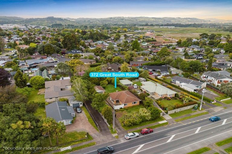 Photo of property in 372 Great South Road, Opaheke, Papakura, 2113
