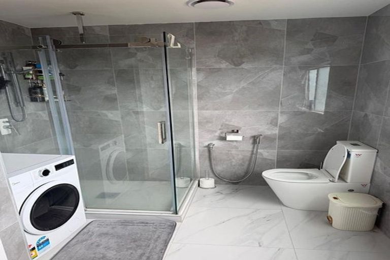 Photo of property in 152 Everglade Drive, Totara Heights, Auckland, 2105