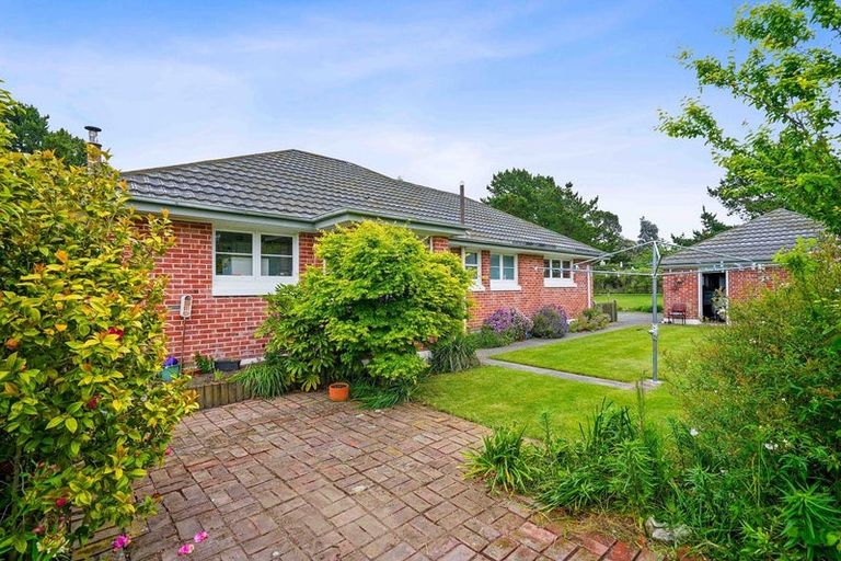 Photo of property in 2476 West Coast Road, Kirwee, Darfield, 7571