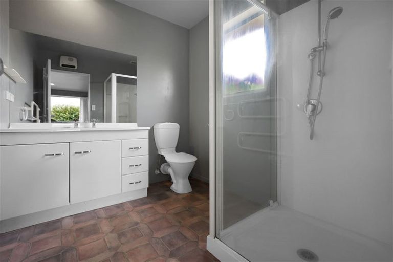 Photo of property in 17 Thomson Street, Tinwald, Ashburton, 7700