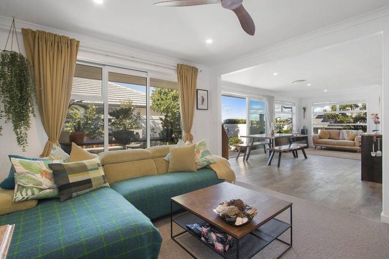 Photo of property in 29 Lakeside Terrace, Omokoroa, 3114