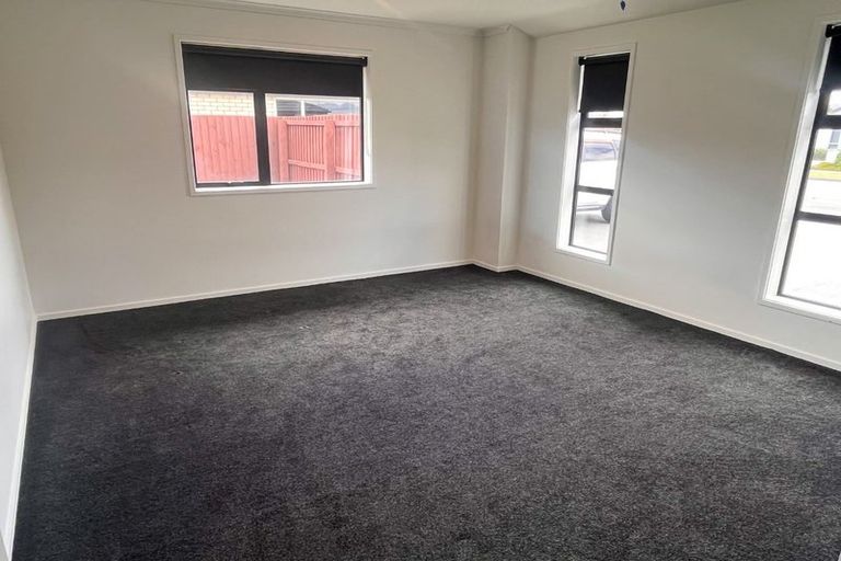 Photo of property in 5 Kokoda Street, Halswell, Christchurch, 8025