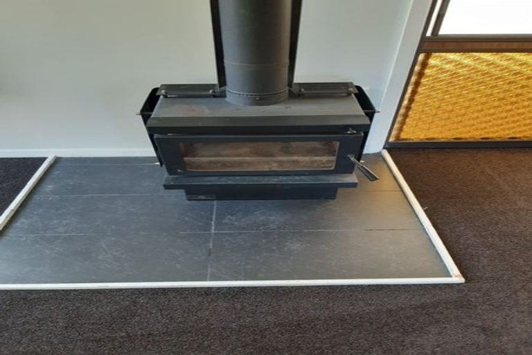 Photo of property in 10 Garvins Road, Hornby, Christchurch, 8042