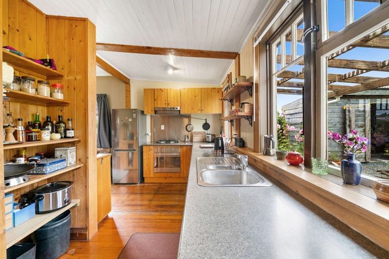 Photo of property in 12 Runbrake Street, Palmerston, 9430