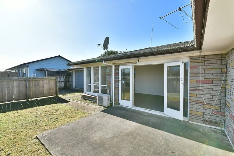 Photo of property in 11a Springs Road, Parakai, 0830