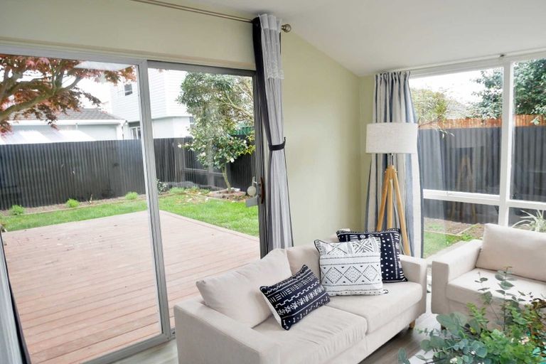Photo of property in 1/30b Nortons Road, Avonhead, Christchurch, 8042