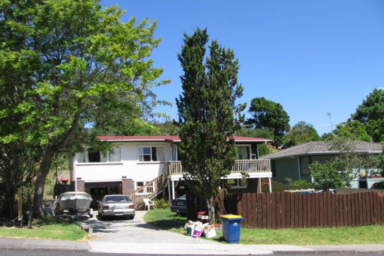 Photo of property in 16 Stott Avenue, Birkdale, Auckland, 0626