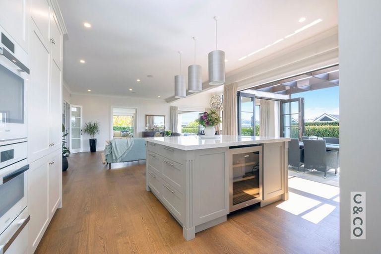 Photo of property in 8 Tauwaka Crescent, Riverhead, 0820