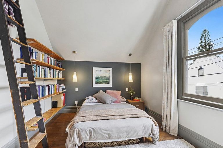 Photo of property in 62 Elizabeth Street, Mount Victoria, Wellington, 6011