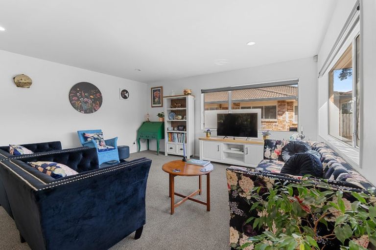 Photo of property in 2/454 Hibiscus Coast Highway, Orewa, 0931