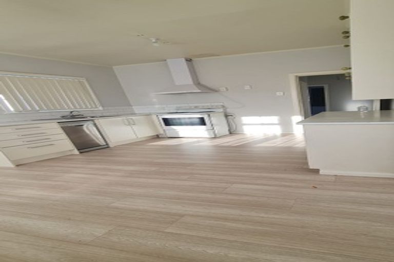 Photo of property in 1/5 Hill Road, Papatoetoe, Auckland, 2025