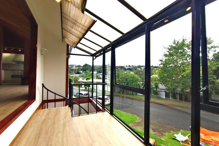 Photo of property in 15 Mountbatten Avenue, Hillcrest, Auckland, 0627