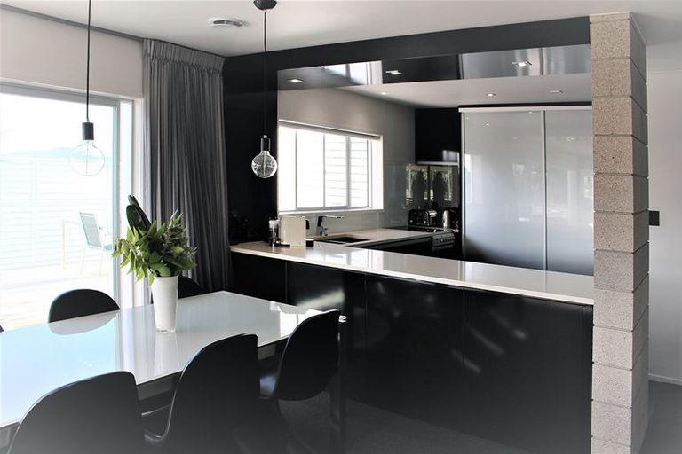 Photo of property in 1/21 Sanders Avenue, Takapuna, Auckland, 0622