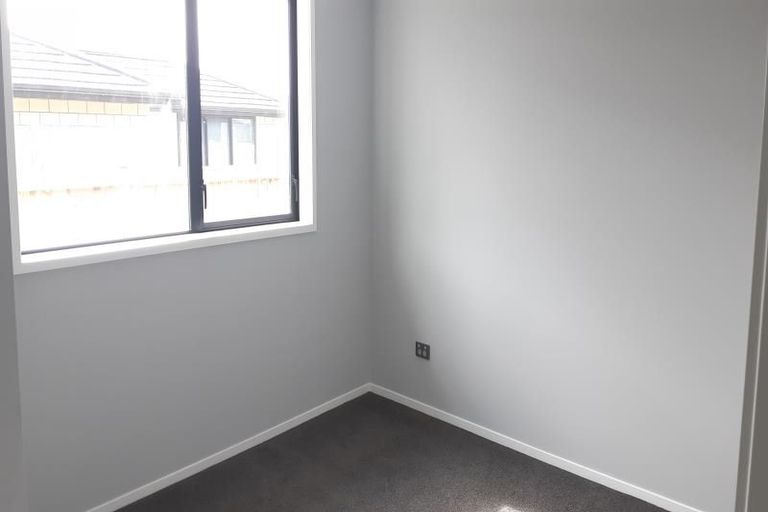 Photo of property in 46 Harriet Johnston Drive, Pokeno, 2402