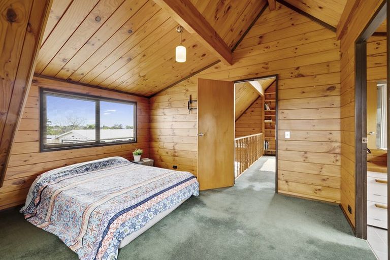 Photo of property in 21 Rata Street, Upper Vogeltown, New Plymouth, 4310