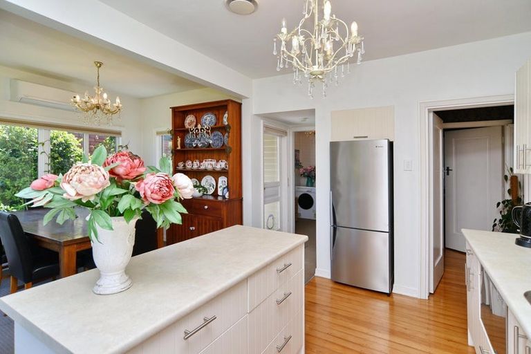 Photo of property in 1/2 Barrington Street, Somerfield, Christchurch, 8024