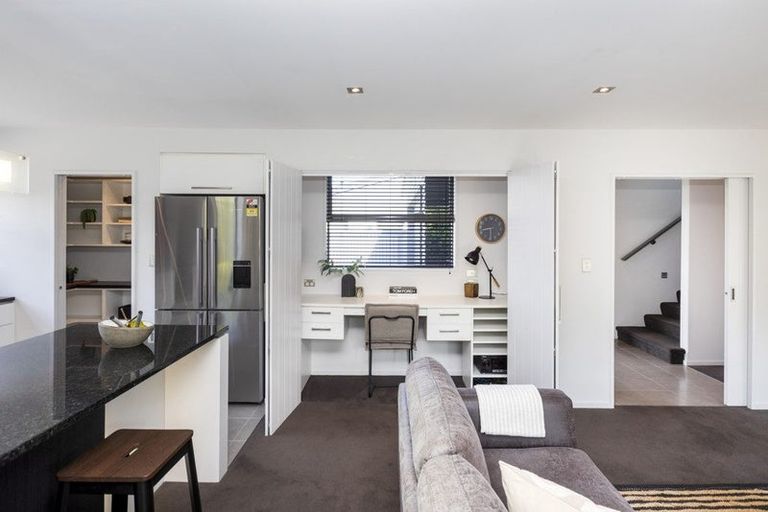 Photo of property in 15a Tomes Road, St Albans, Christchurch, 8052