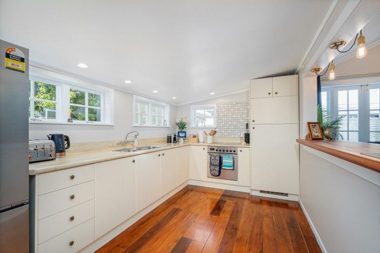 Photo of property in 3 Owen Street, Whitianga, 3510