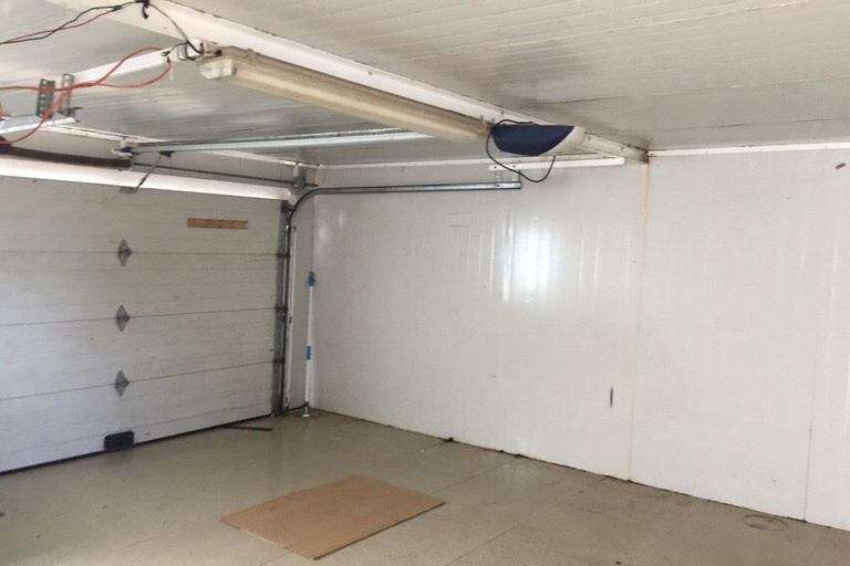 Photo of property in 1/144 Shifnal Drive, Randwick Park, Auckland, 2105