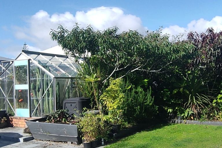 Photo of property in 25 Domain Terrace, Karoro, Greymouth, 7805