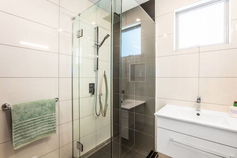 Photo of property in 5 Beach Road, Plimmerton, Porirua, 5026