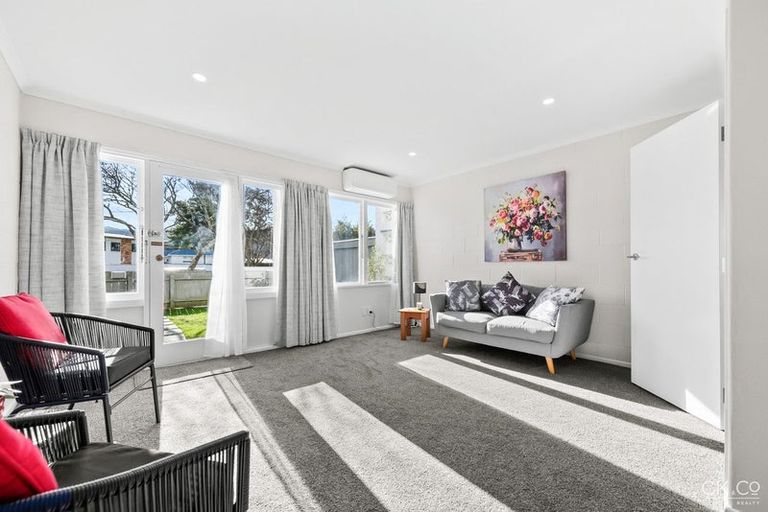 Photo of property in 3/6-8 Keys Street, Elderslea, Upper Hutt, 5018