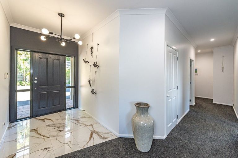 Photo of property in 1 Shakespeare Road, Bastia Hill, Whanganui, 4500