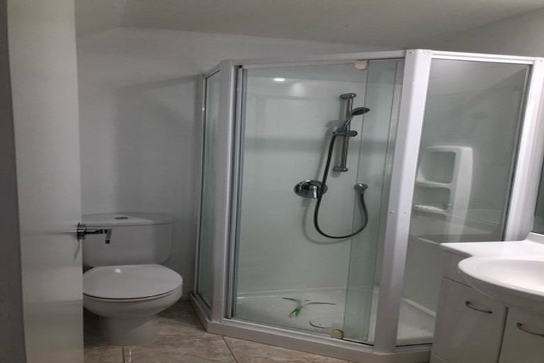 Photo of property in 1/1 Bengal Drive, Cashmere, Christchurch, 8022