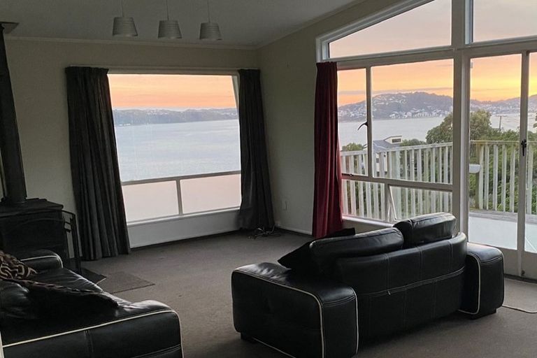 Photo of property in 70 Homebush Road, Khandallah, Wellington, 6035