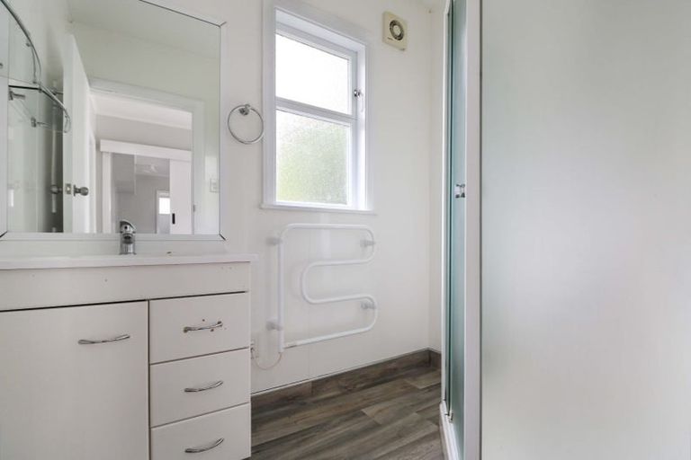 Photo of property in 68 Tawhai Street, Stokes Valley, Lower Hutt, 5019