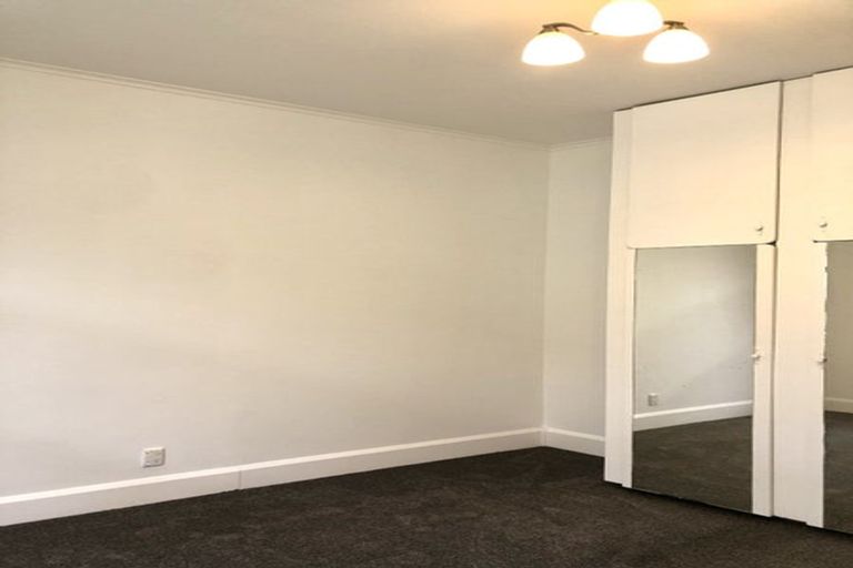 Photo of property in 202 Clyde Street, Island Bay, Wellington, 6023