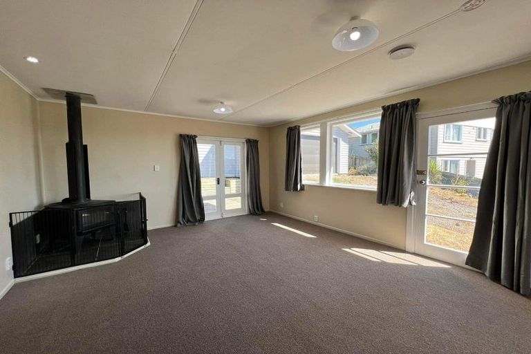 Photo of property in 13 Carbine Place, Ascot Park, Porirua, 5024