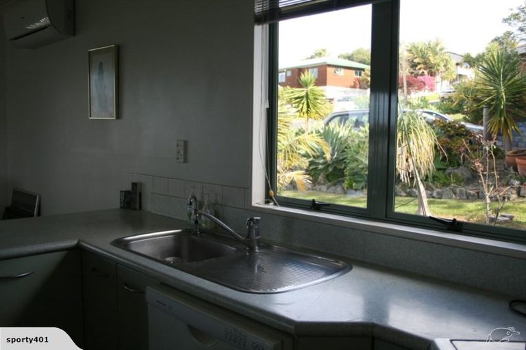 Photo of property in 21 Charlotte Street, Stanmore Bay, Whangaparaoa, 0932