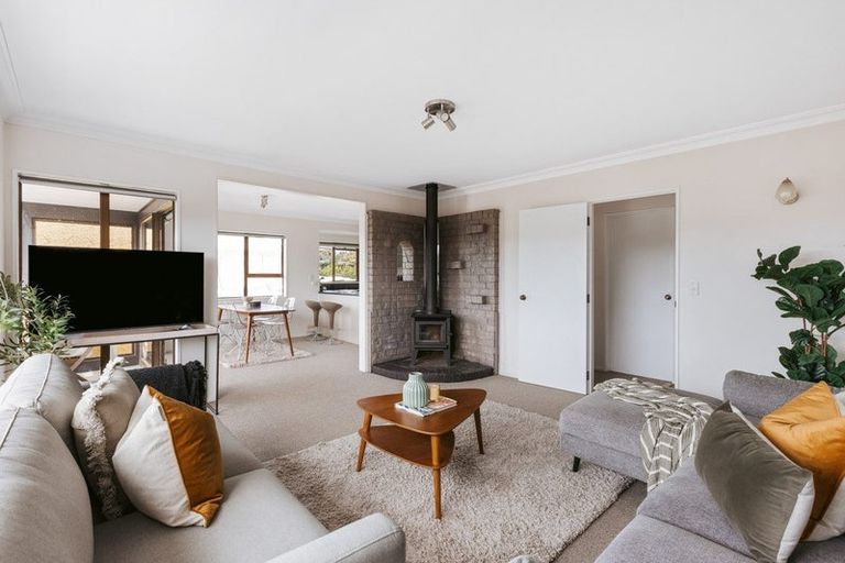 Photo of property in 73 Sutherland Road, Brookfield, Tauranga, 3110
