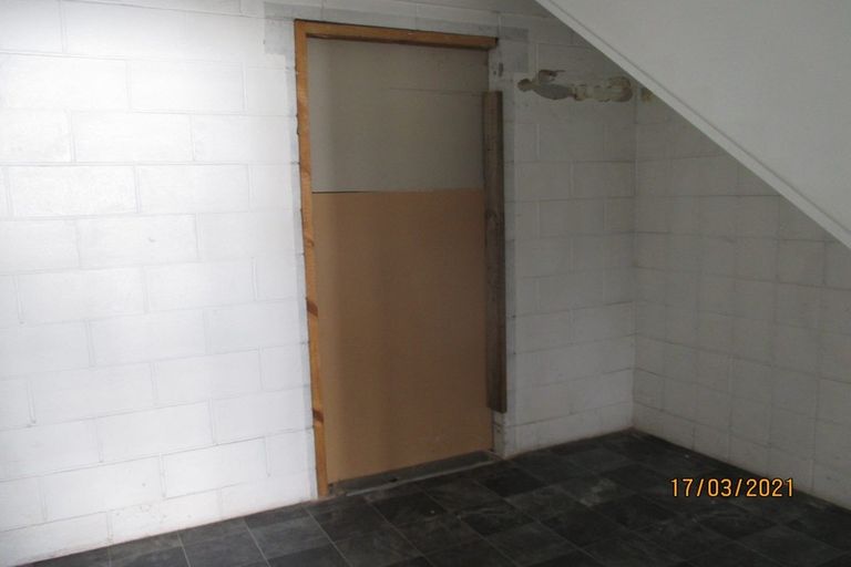 Photo of property in 236 Triangle Road, Massey, Auckland, 0614