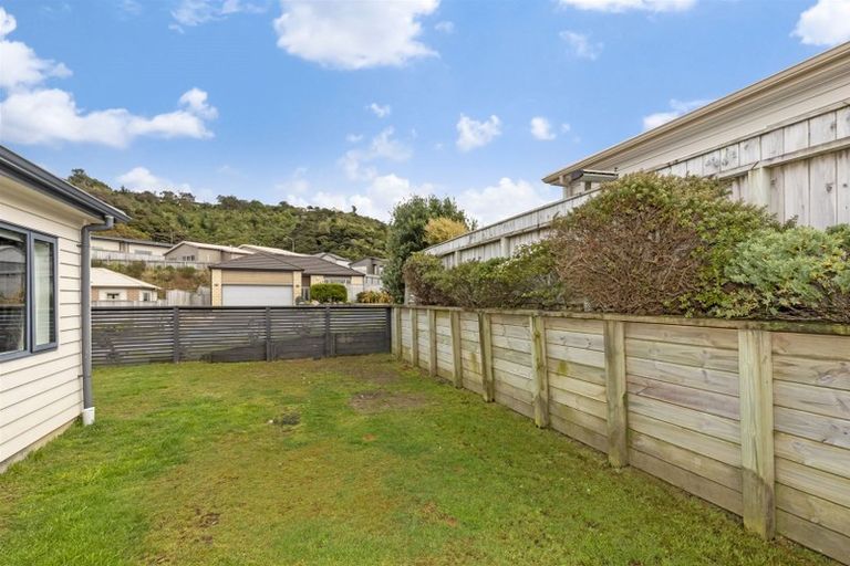 Photo of property in 47 Staithes Drive North, Whitby, Porirua, 5024