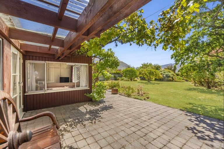 Photo of property in 121 Tenby Street, Wanaka, 9305